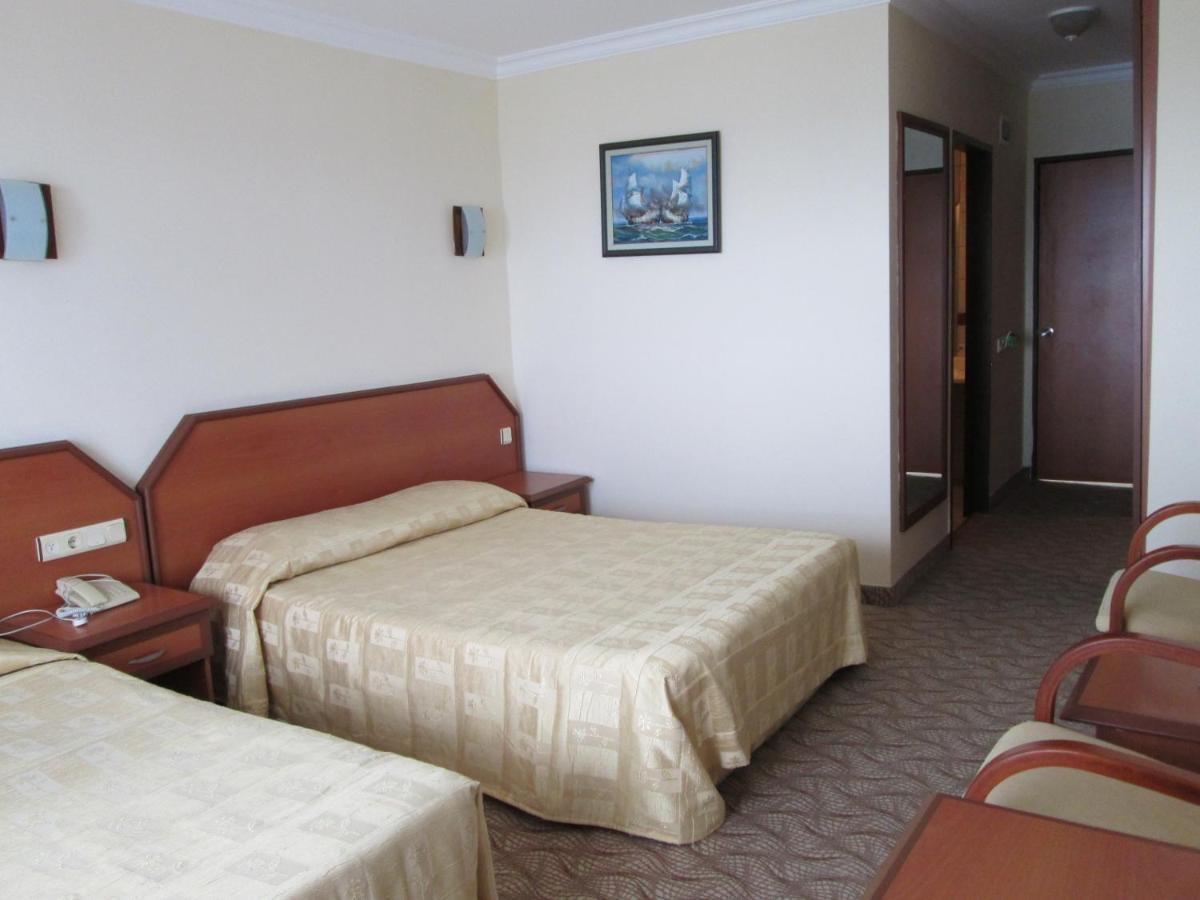 Sunshine Hotell *